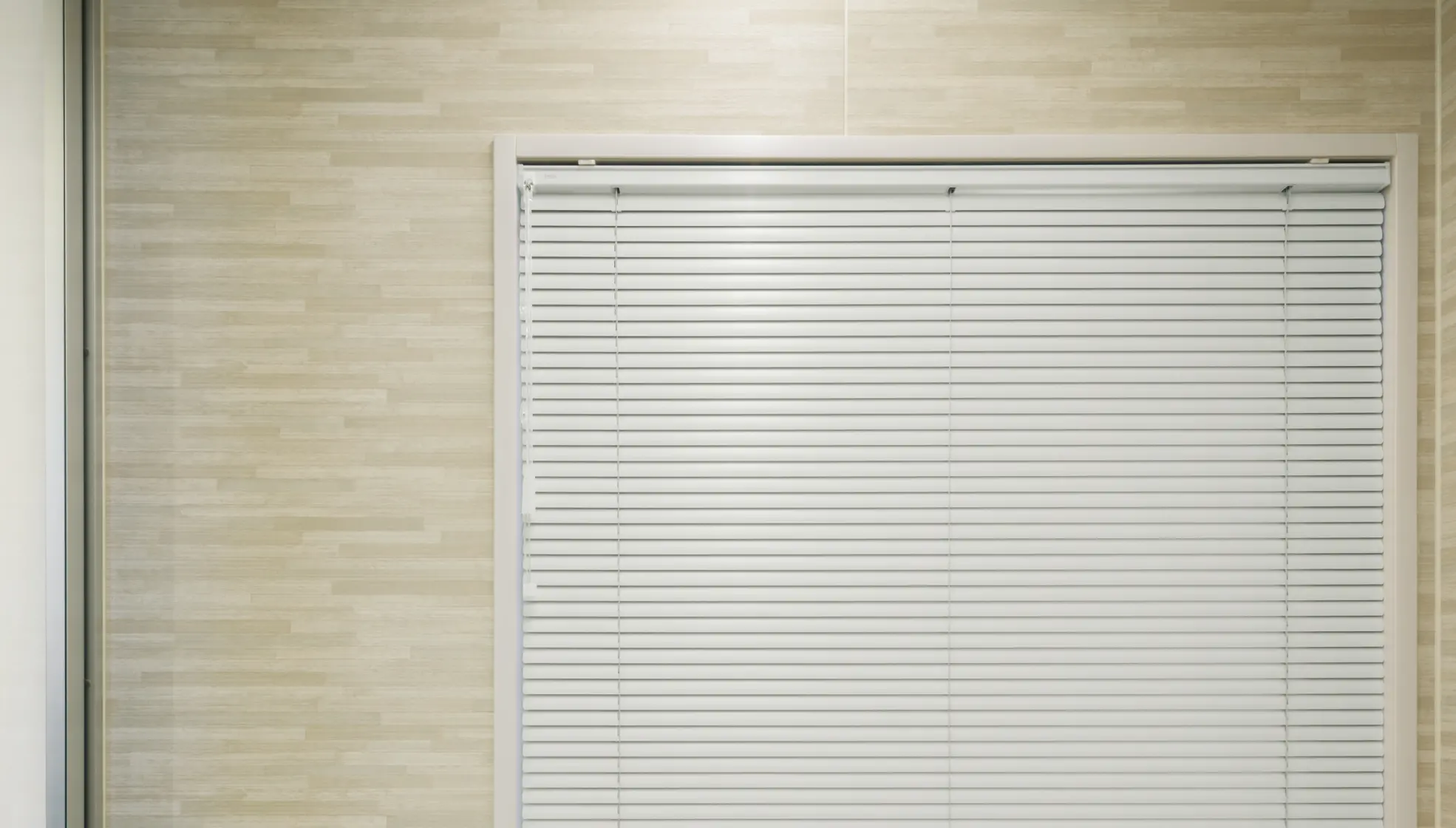 Venealu / Colt Blind II Venetian Blinds