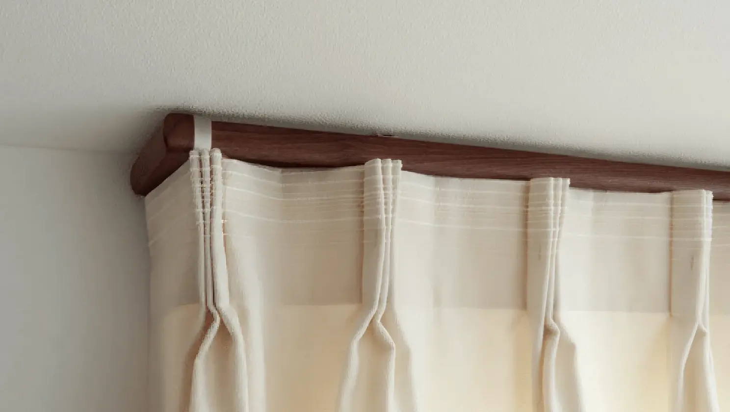 Ceiling Attachment