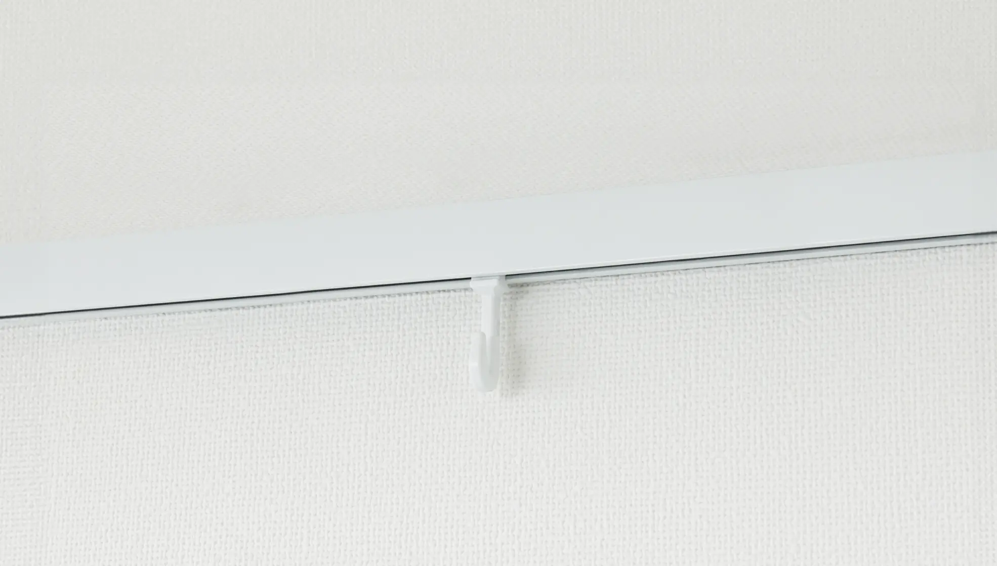 Picture Rail W-2